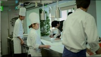 レストランは連携作業です。
